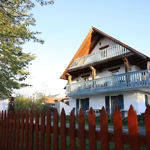 https://gastehaus-roensch.com-bavaria.com
